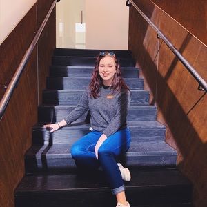 Meet your Posher, Avery